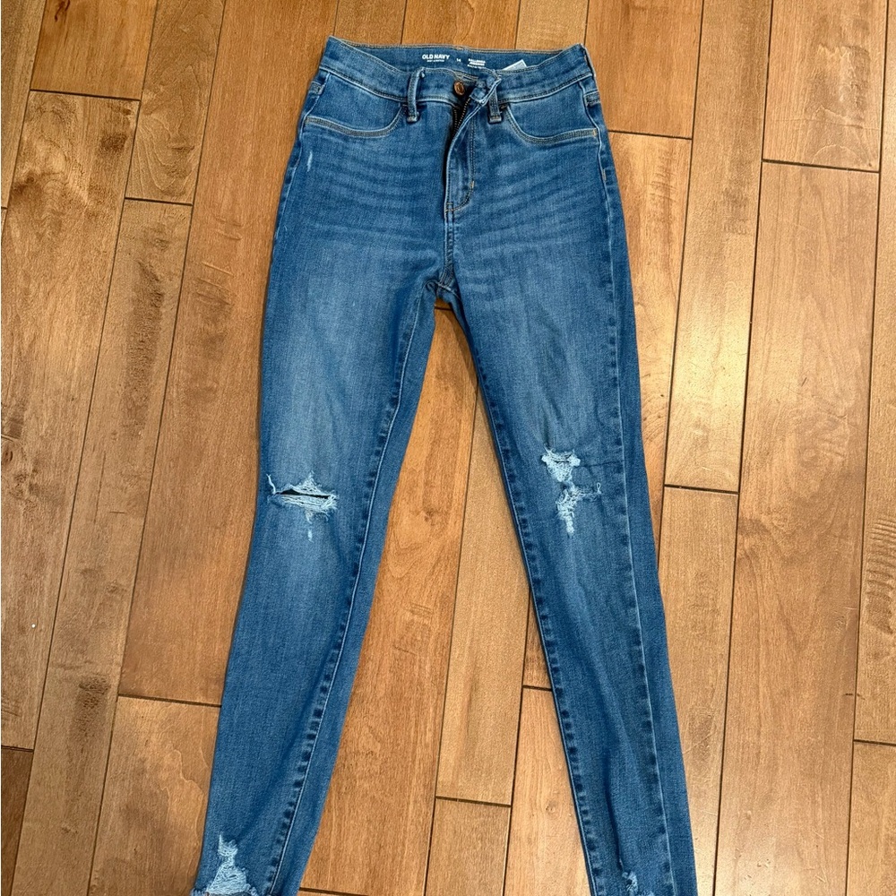 Old Navy Women's Blue Distressed Skinny Jeans